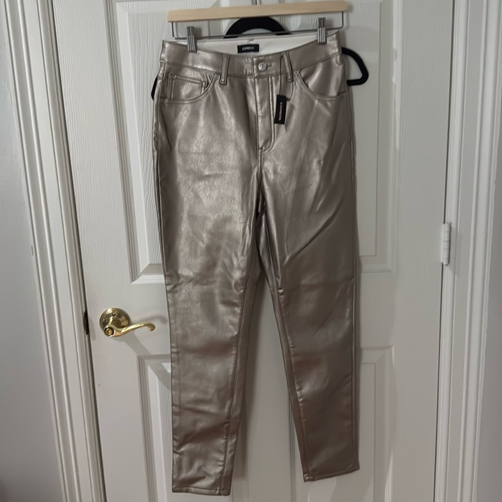 NWT metallic express ankle pant size 8